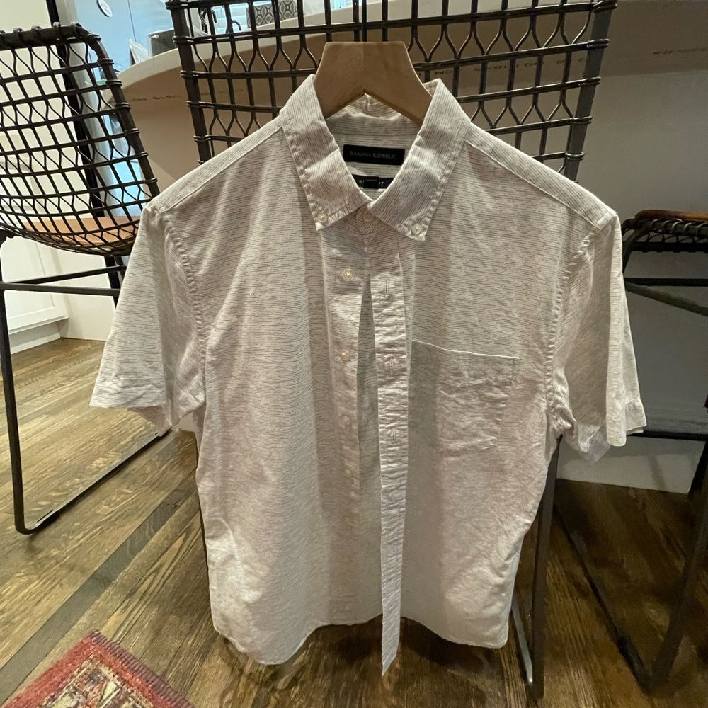 Banana Republic short sleeve